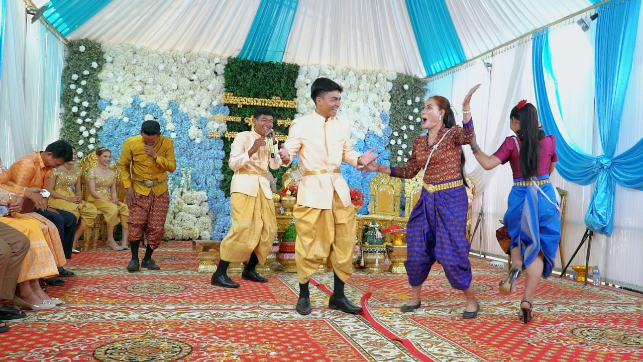 កំប្លែងកាត់សក់ | khmer comedy on wedding