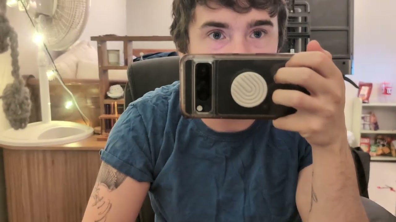 asmr phone camera and mirror tapping + some scratching, minimal whispering