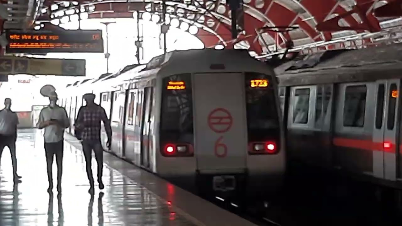 Delhi Metro Red Line Double Action | Mitsubishi Rotem Train at Netaji Subhash Place | TrackTales