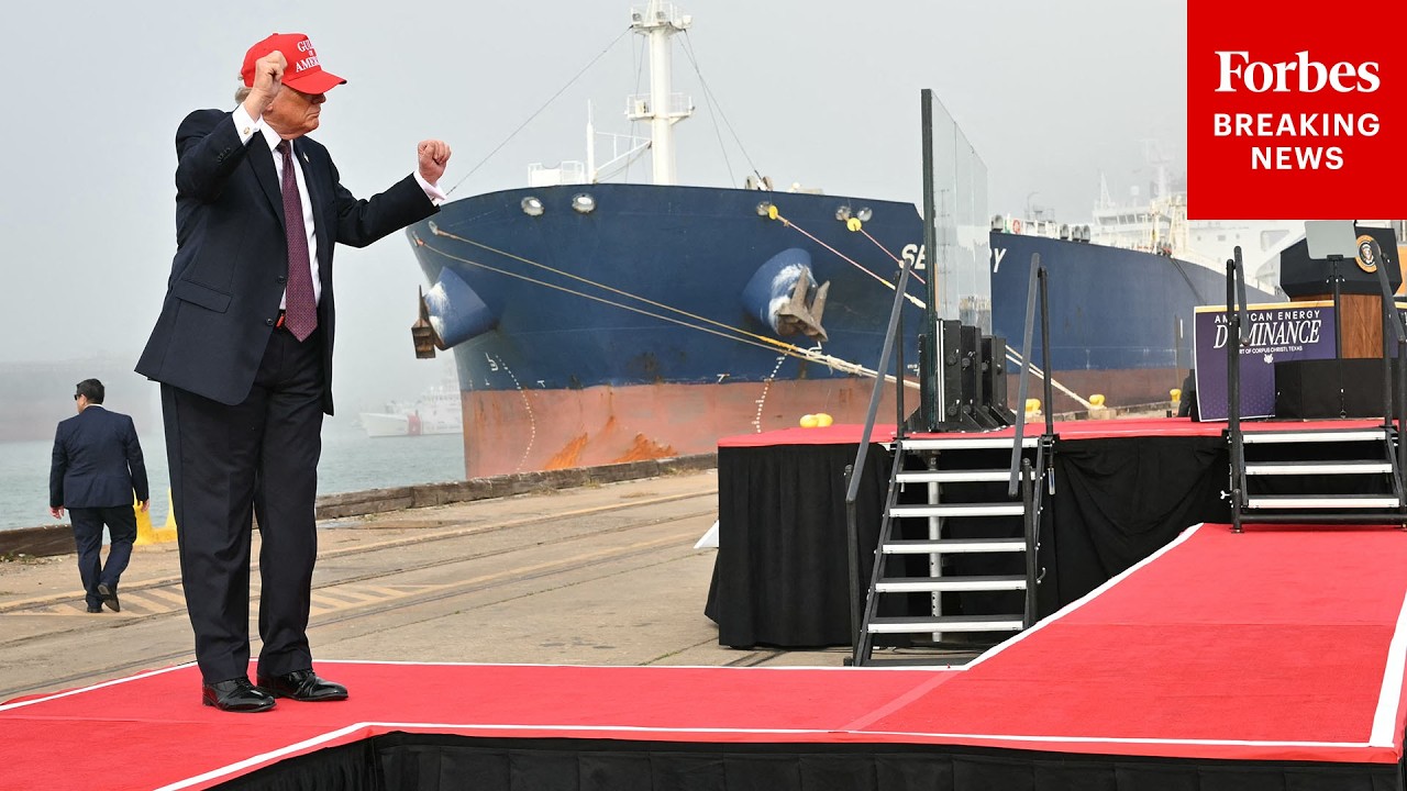 JUST IN: Trump Breaks Out The 'Trump Dance' At Rally In Corpus Christi, Texas