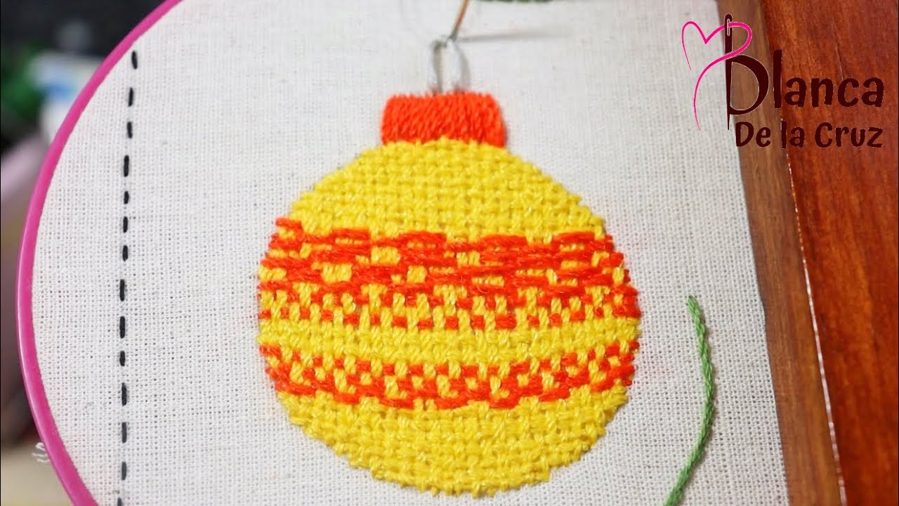 Bordar esferas navide&ntilde;as con punto petatillo