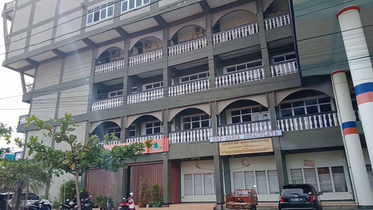 GEDUNG AKADEMI MARITIM NUSANTARA di jalan kendeng