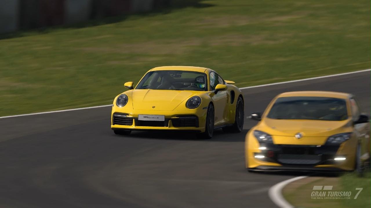 Gran Turismo 7 Porsche 911 Turbo S 992 - Suzuka Circuit
