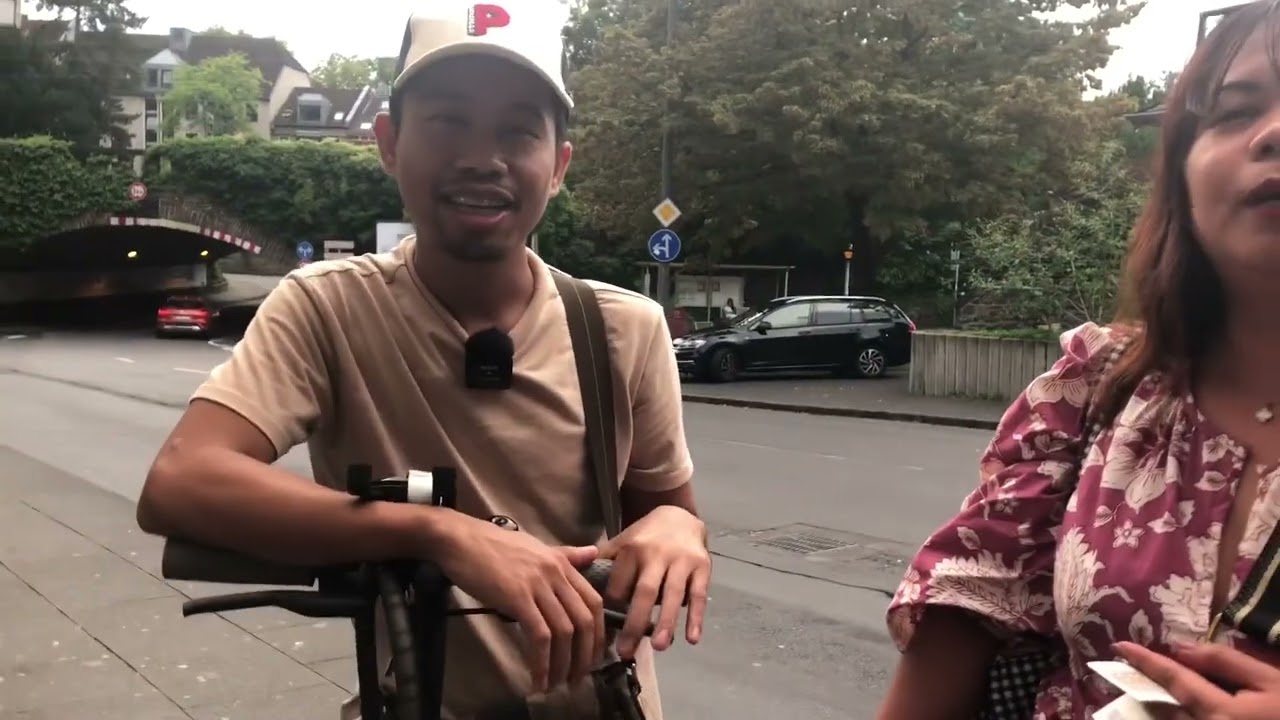 Happy to see you @dhongvlogsofficial Bonn Germany 🇩🇪#bonngermany