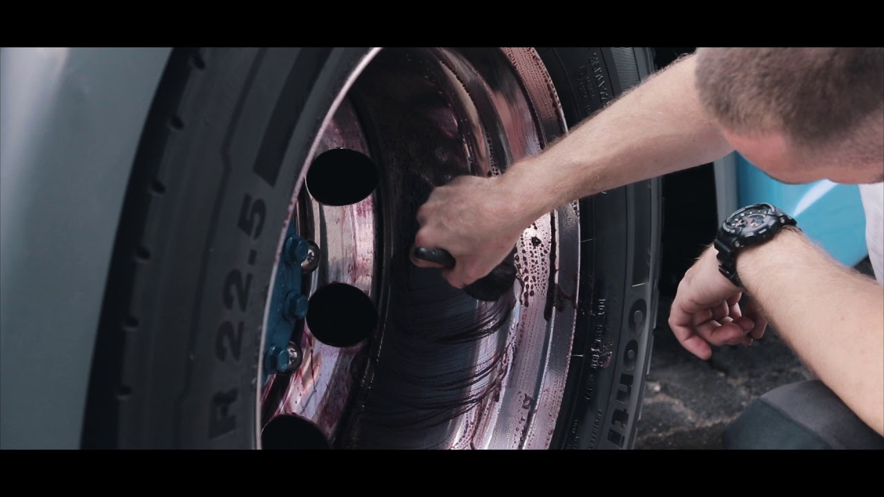 Great Lion - Bleeding Wheel Cleaner