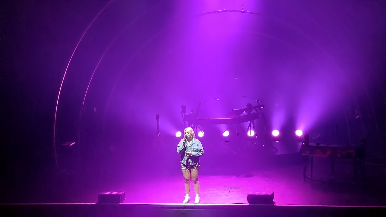 Louane - Nous - live in L'Olympia, Paris - 12.04.24