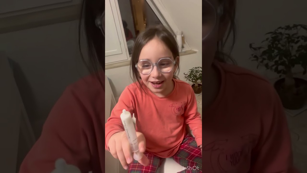 Bianca sta male, prende l'antibiotico una bimba coraggiosa! #bambini #influenza #coraggio  #video