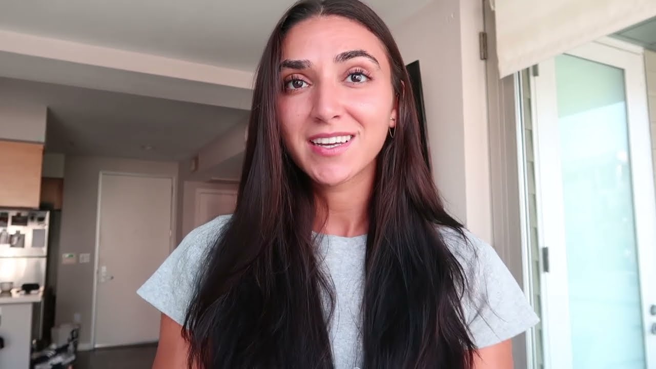 Mastering The Art of Conversation: Tips for Men on How To Talk To Women
