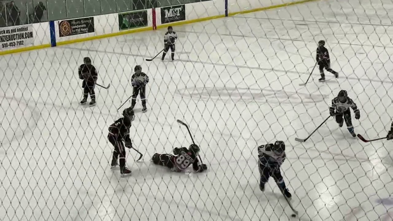 Cambridge Hawks vs West Coast Whitecaps // U11BB // Game 1- Doug Jarret tournament