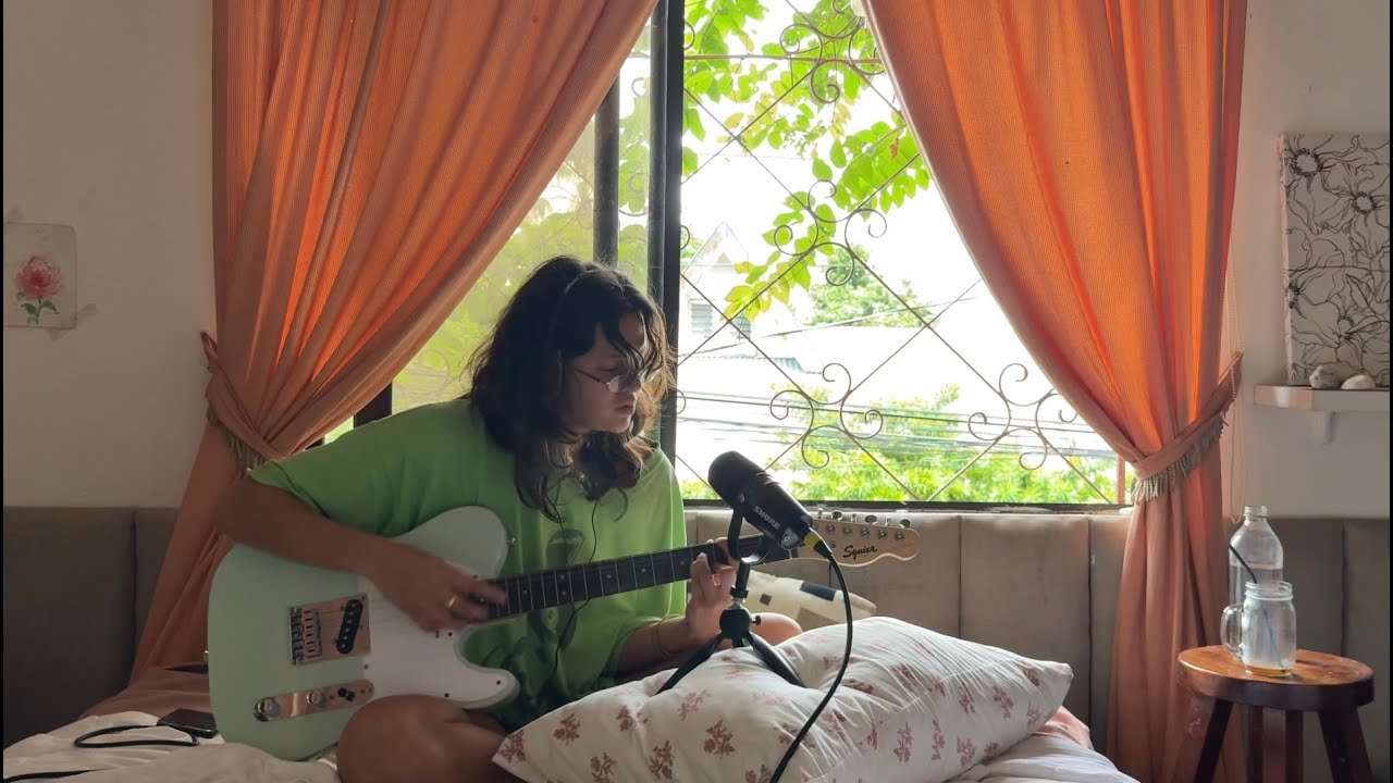 guitar & melody  | background white noise
