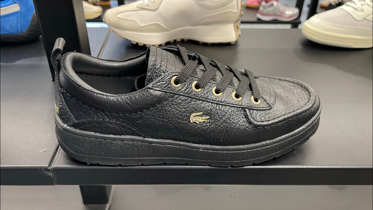 Lacoste Umpire Leather Sneakers (Black) - Style Code: 49CMA000102H