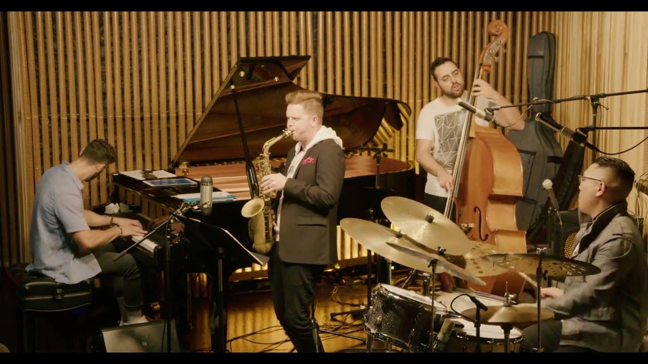 Anthony Fung - I'll Remember April (Live)