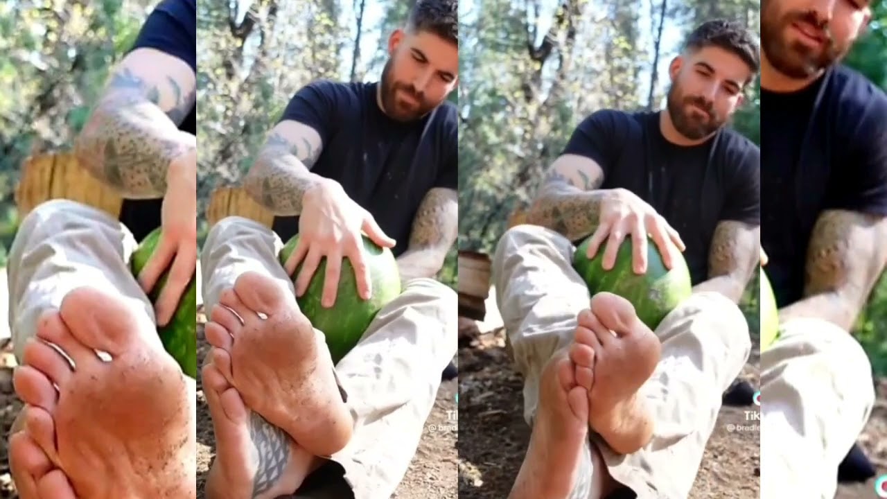 30 y.o. Famous American TikToker Bradley Thor Gorgeous Feet Soles