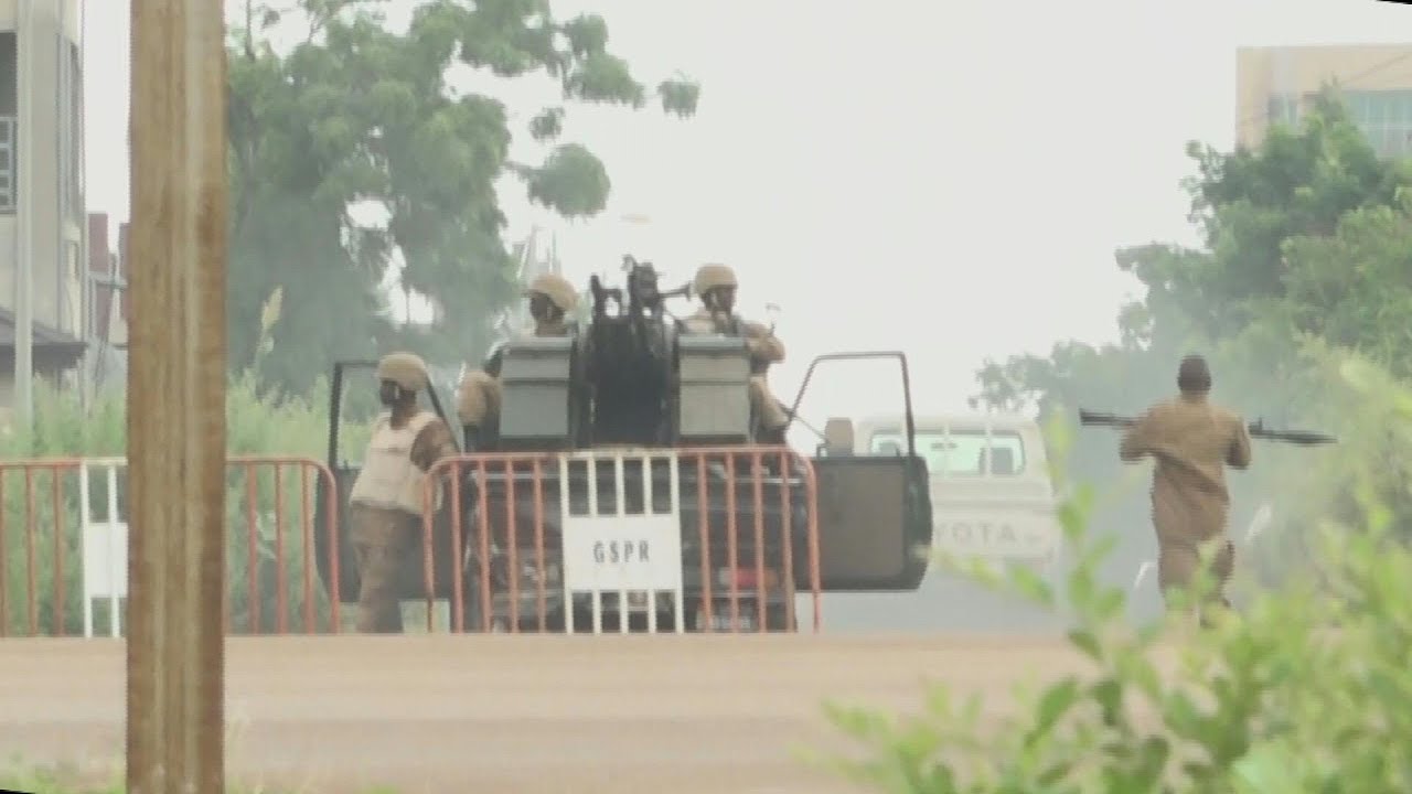 Burkina Faso: des militaires portant des armes bloquent les rues de la capitale | AFP Images