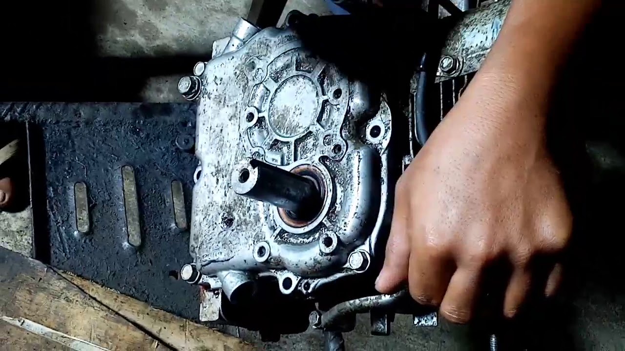 Robin 7.5 Engine ASSEMBLE/VLOG 27