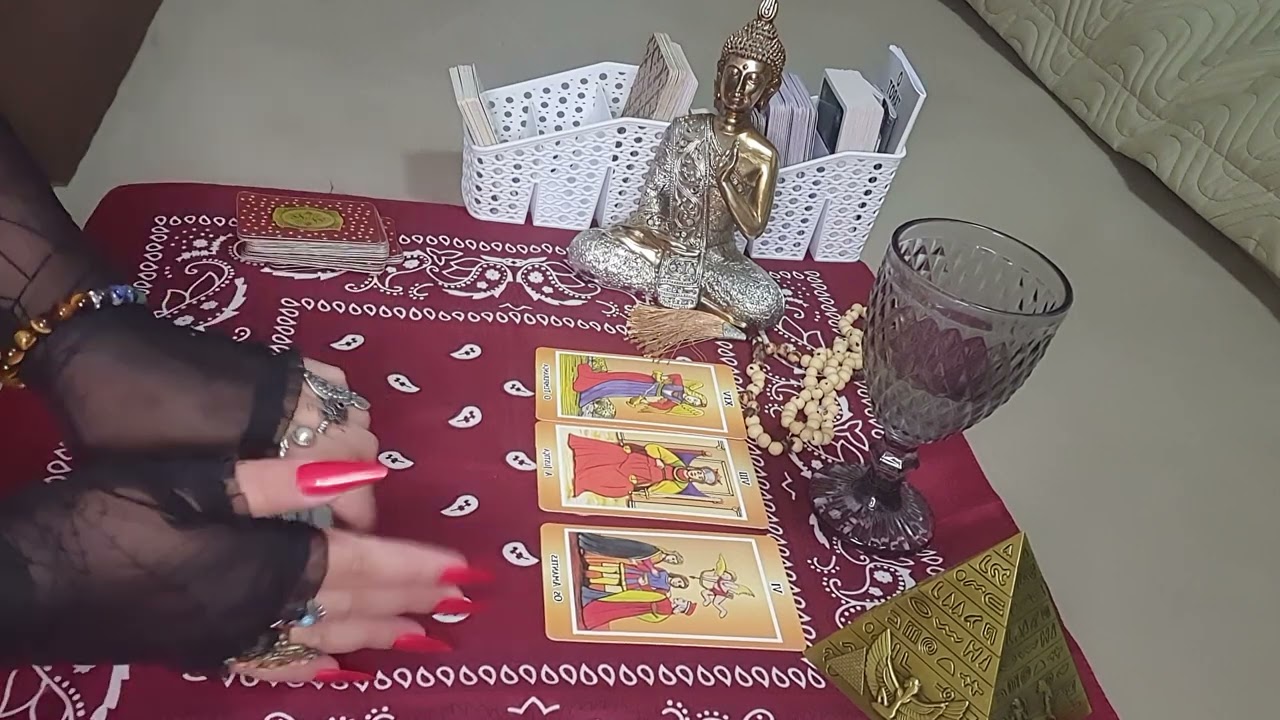 🧙🔮((Como está a 🦊😡💃VIDA DA(O) RIVAL❓BEM ou MAL❓💅😖)) #rivaltarot #rival #baralhocigano #tarot #yara