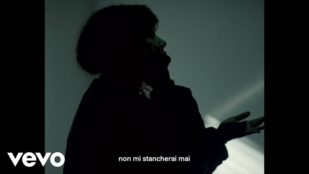 prima stanza a destra - questa notte