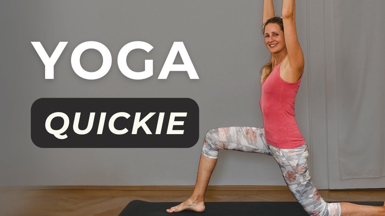 Kurze Yoga Morgenroutine, um in 10 Minuten wach zu werden