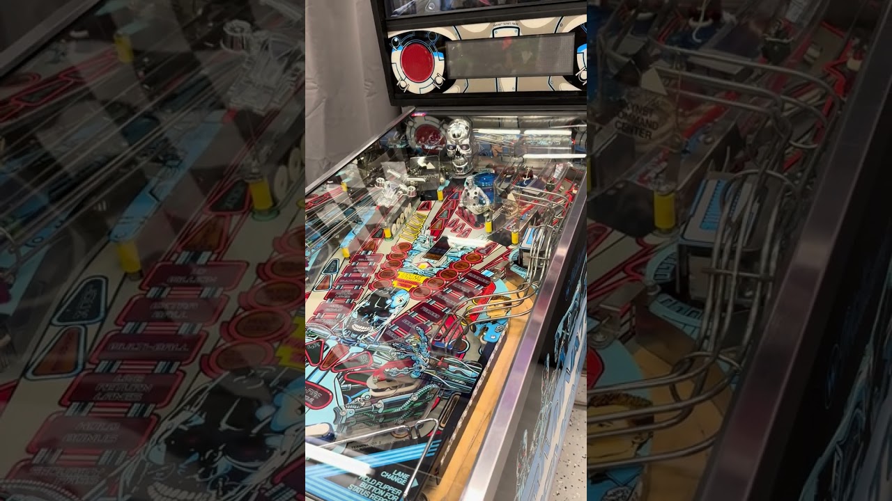 1991 Williams Terminator 2 Pinball Machine Brief Overview￼
