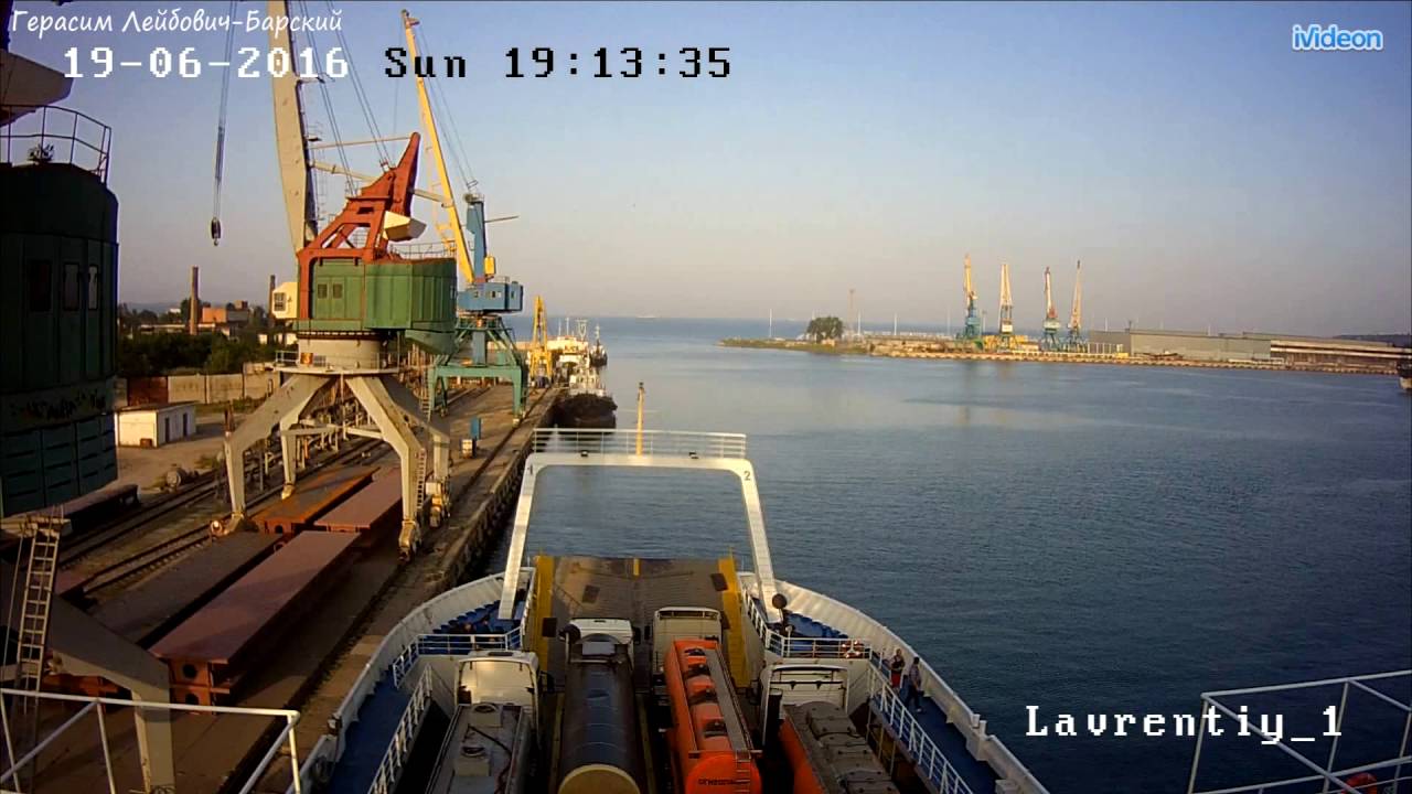 Паромы порт Крым - порт Кавказ Грузоворот на переправе через Керченский пролив Конвейер :()