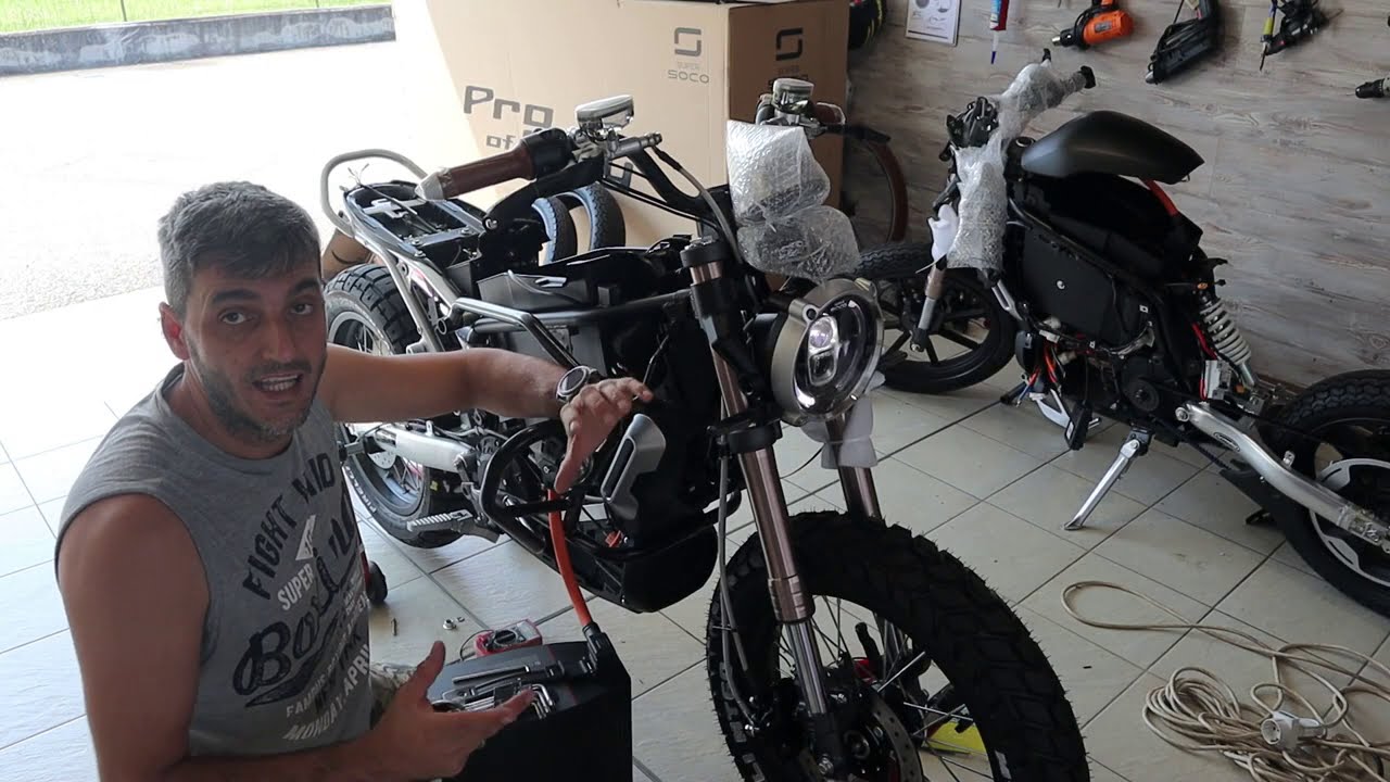 Come risolvere il problema dell'intermittenza delle frecce a led per moto o auto SUPER SOCO TC MAX