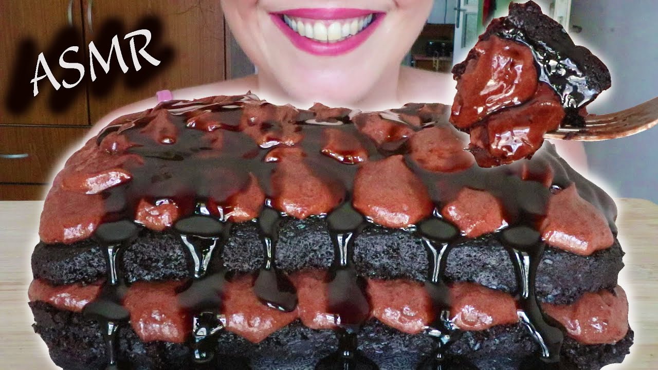 MOIST CHOCOLATE CAKE WITH HAZELNUT CREAM 🎂 | No Talking | ASMR Mukbang - 먹방 | Real Eating Sounds
