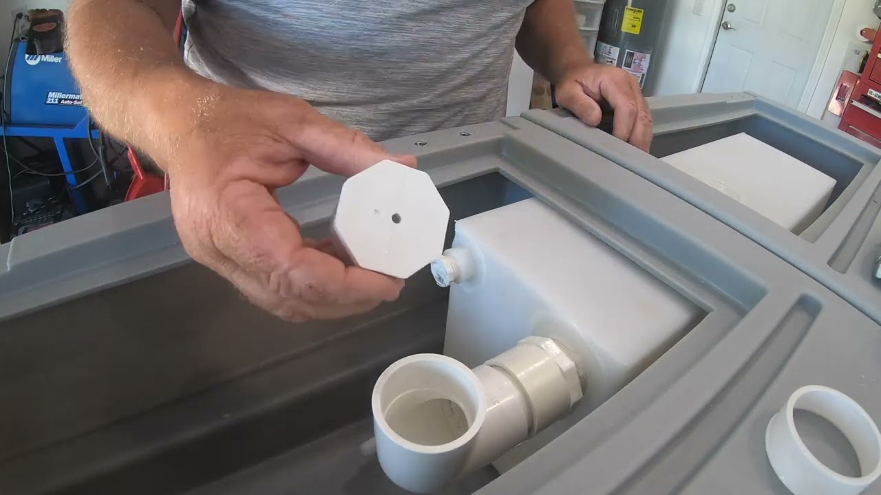 Installing a Fresh Water Shower on a Pontoon Boat  4K