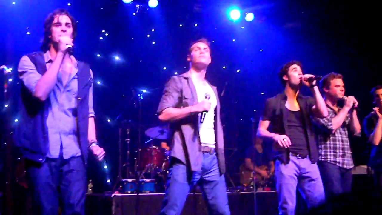 Status Quo - Joey Richter, Joe Walker, Darren Criss, Dylan Saunders, & Brian Holden