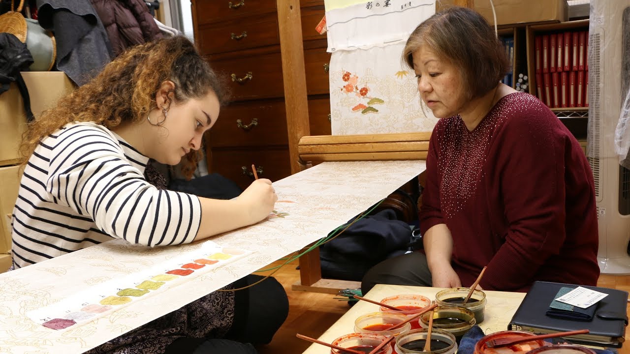 Hand drawn Kyo-Yuzen dyeing experience