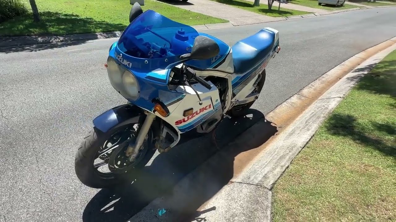 1986 Suzuki GSX-R750
