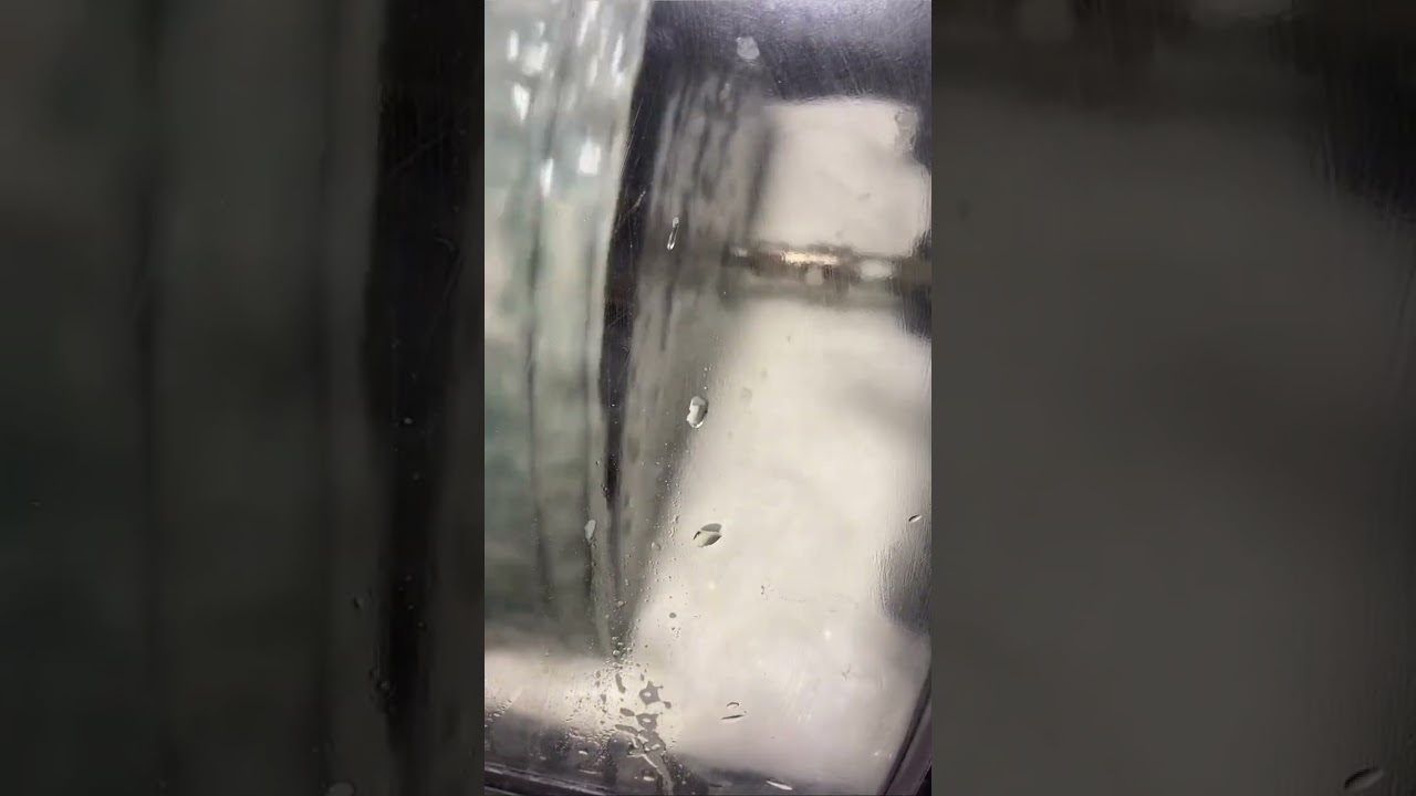 You know how we do&hellip;! Live Rosin from #freshfrozen after washed w The Original Resinator, lyophilized