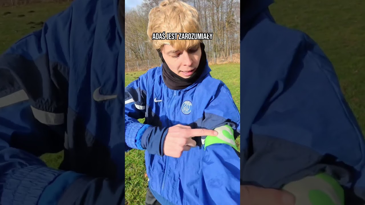 Trener Ustawia Pod Siebie Nowego Zawodnika #piłkanożna #piłkarze #trener #football