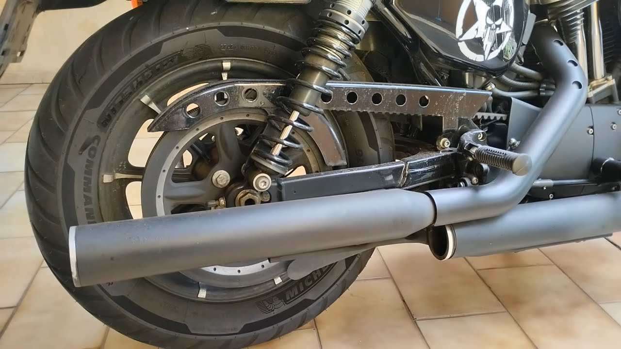 Som da Harley Iron 883: Ponteiras CUSTOMER