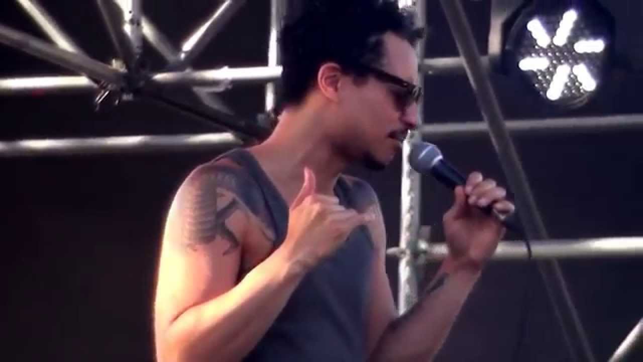 Jose James - Ain't No Sunshine @ Seoul Jazz Festival 2015