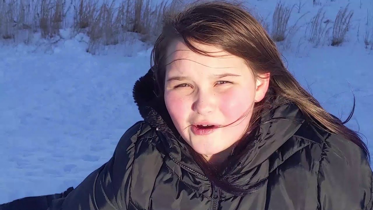 DIY Cheap Sleds for Kids | Cardboard Sleds | Winter Kid Activities