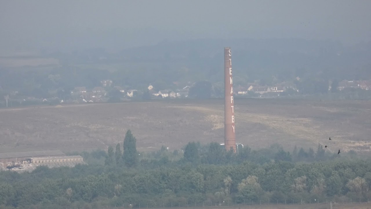 Demolition of last Stewartby Brickworks chimney on 26 Sep 2021
