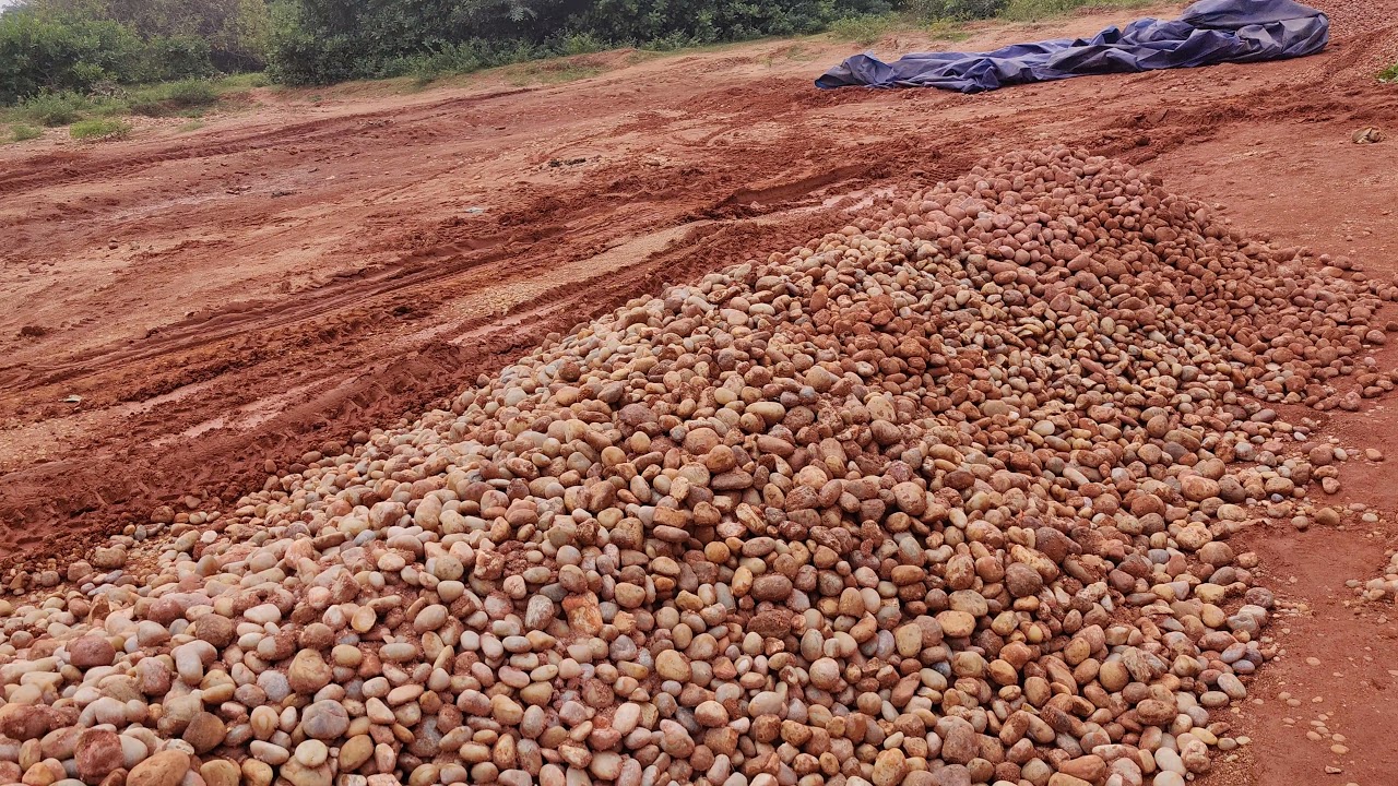 Natural Pebbles for wholesale supplies @ Trivandrum call 9605630061..