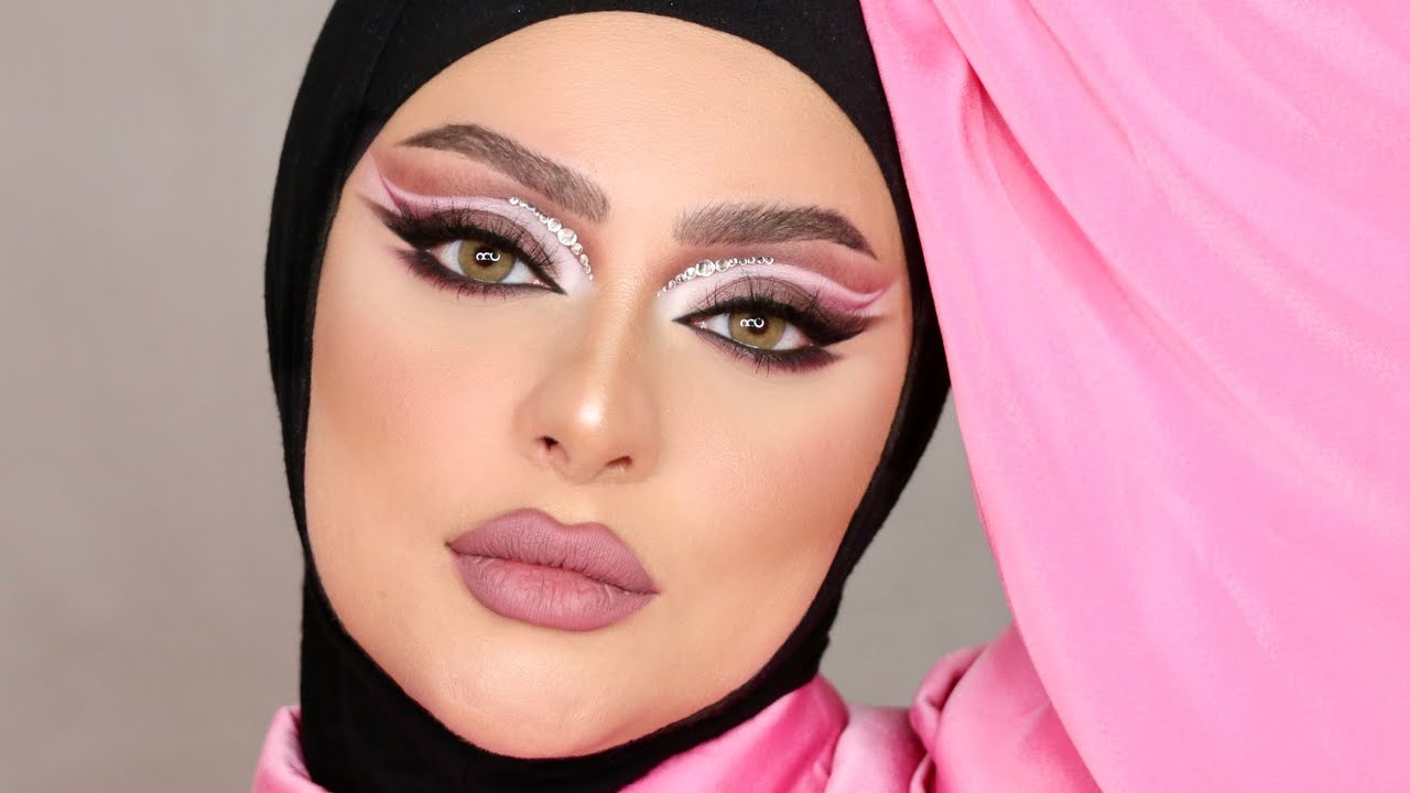 Pinky Butterfly Eyes ـ creative makeup look |MARWAYEHIA|مكياج مبتكر ـ عيون الفراشة بينك مروة يحيى