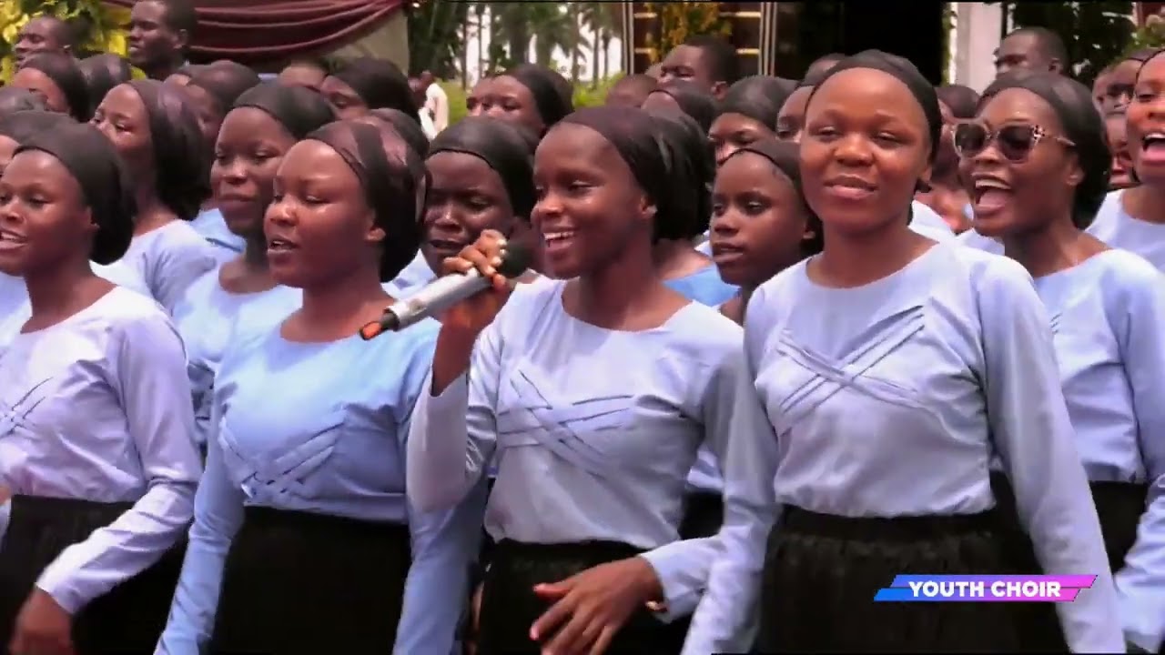YOUTH CHOIR MINISTRATION