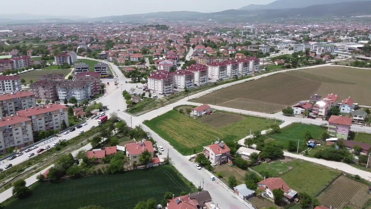Bolu &Ccedil;ıkınlar mahallesi Drone &ccedil;ekimi (kuş bakışı)