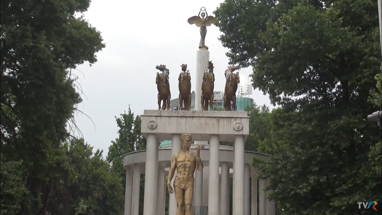 Cap Compas: Toate încep de la izvor - călătorie prin Skopje