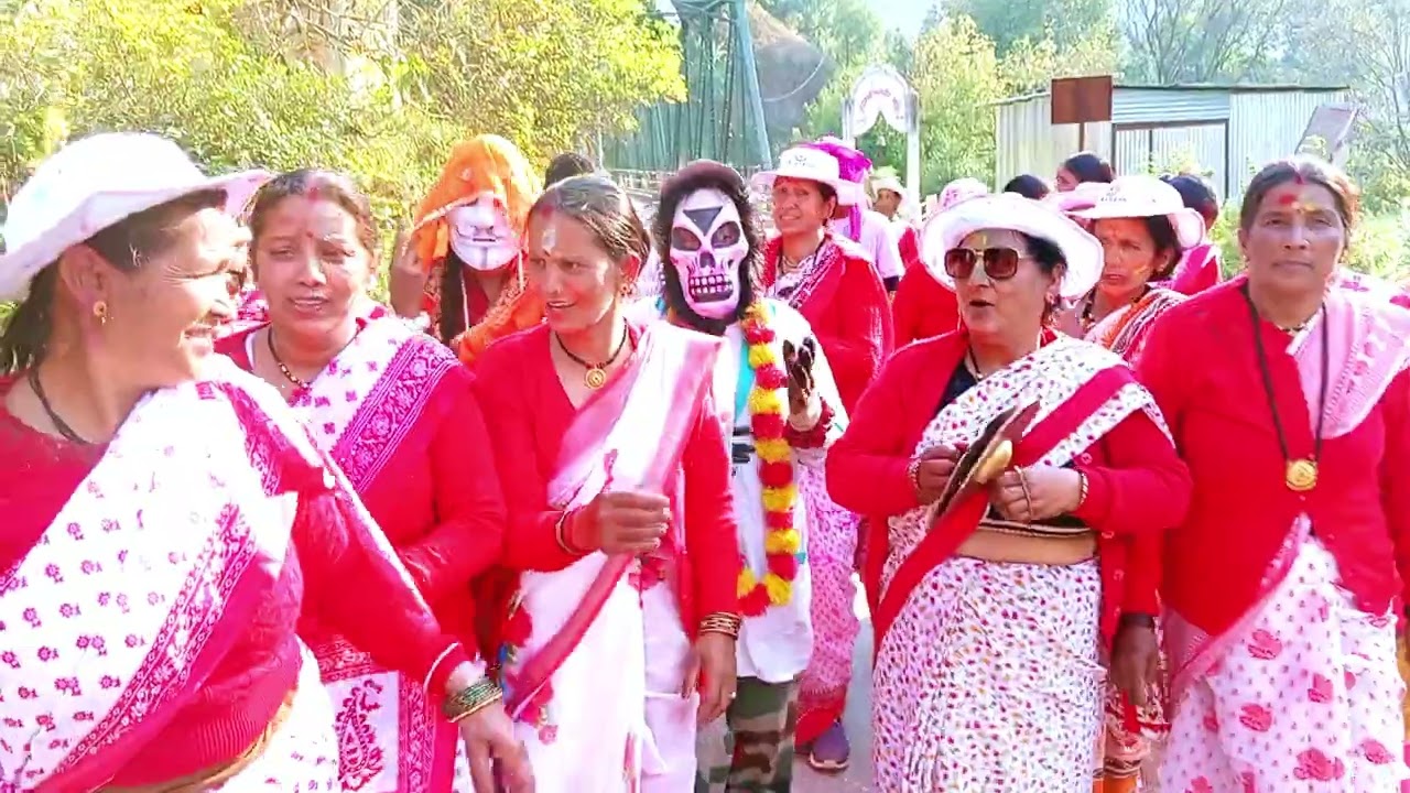 Holi 2026 #holi2026 #holispecial #holireels #pahadiculture #dance #hapoyholi #love 