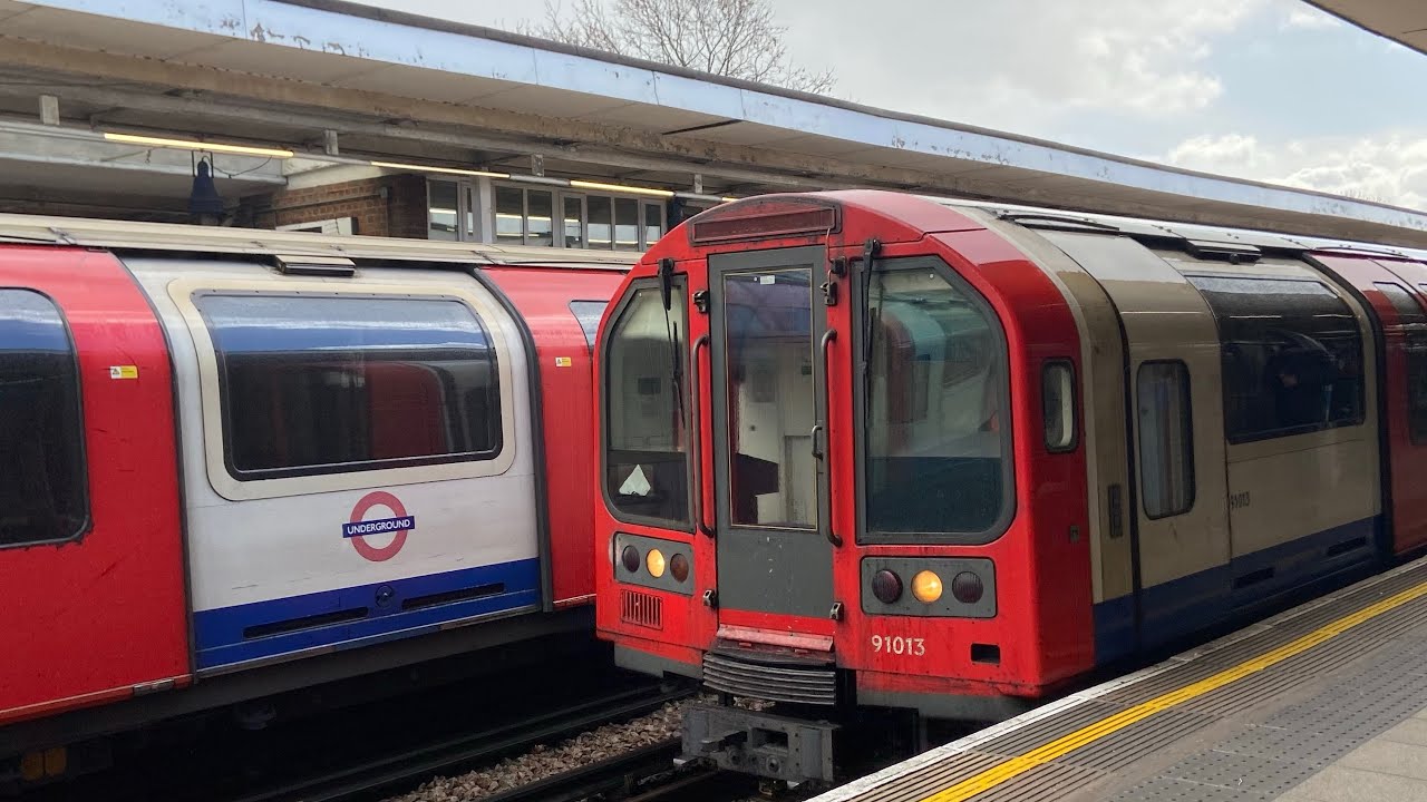 Full journey: Leytonstone - Woodford (via Hainault)