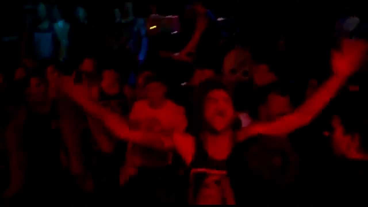Costa Rica Hardcore - 506 mosh pit