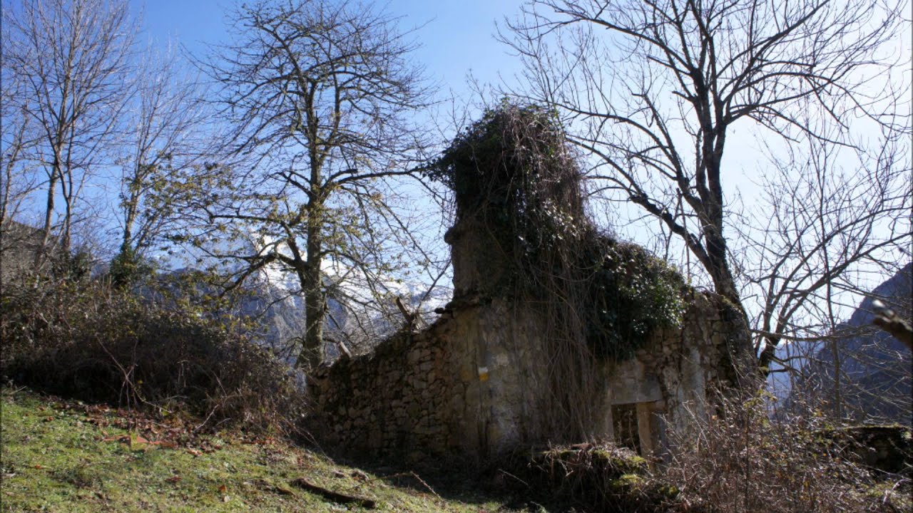 Tolivia, una aldea abandonada en Ponga (Asturias)