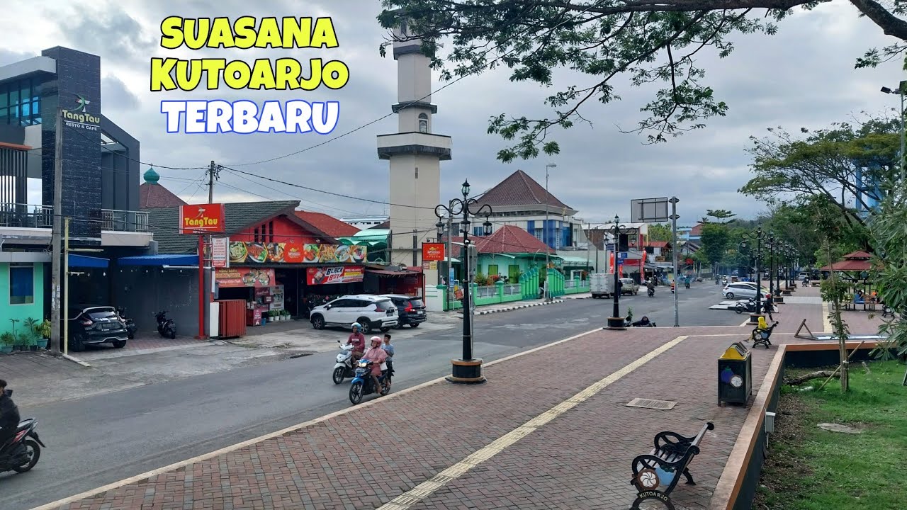 Suasana Pagi Di Sekitar Pasar Kutoarjo