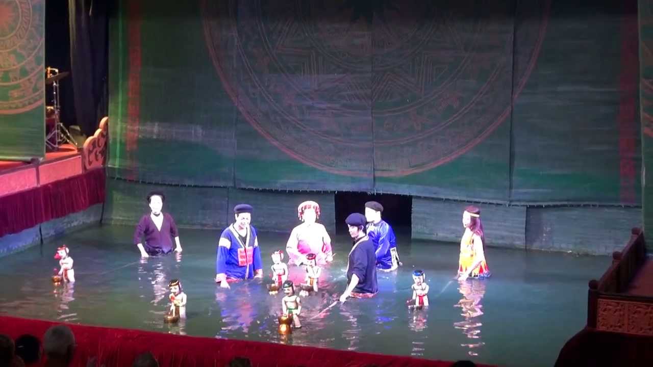 Thang Long Water Puppet Theatre - Hanoi April 2013.
