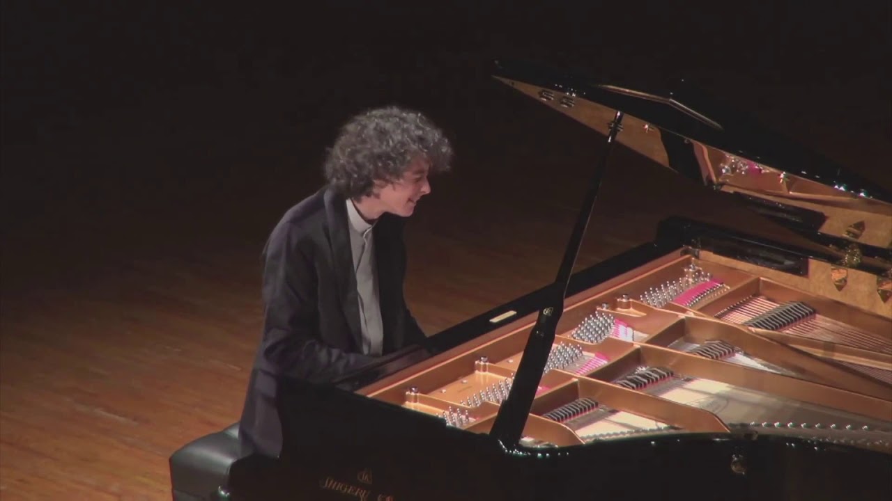 Scarlatti Sonata in a minor K175 (Can Cakmur)