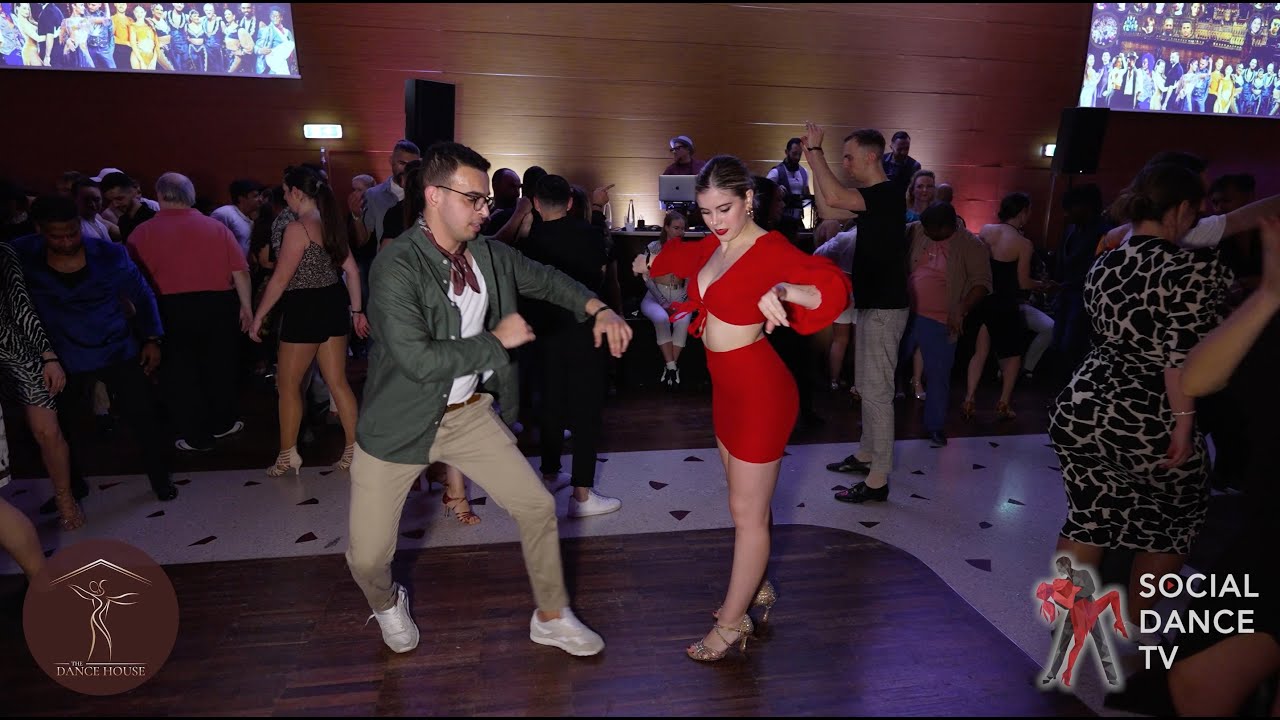 Abdati and Diana ✨ Live 2 Mambo | Budapest ✨