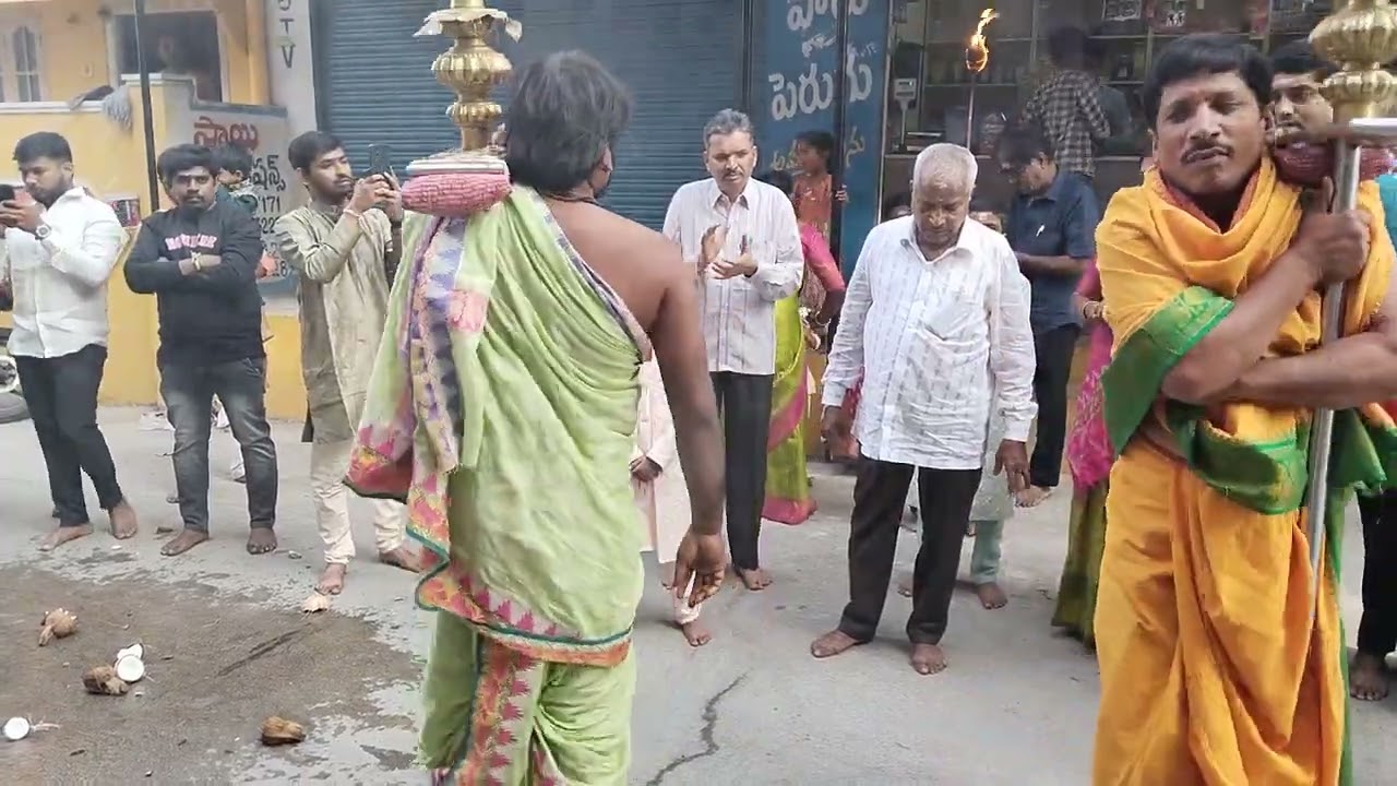 హస్తినాపూర్ లో వీరభద్ర సేవ